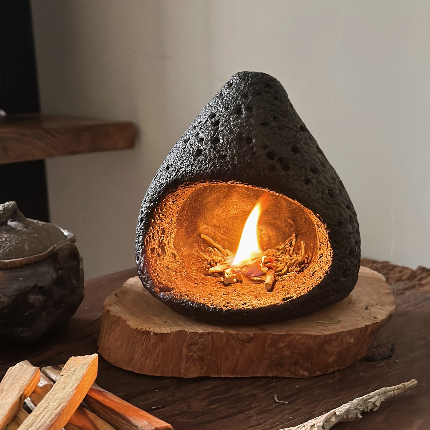 "Moon" Ceramic Aromatherapy Fireplace