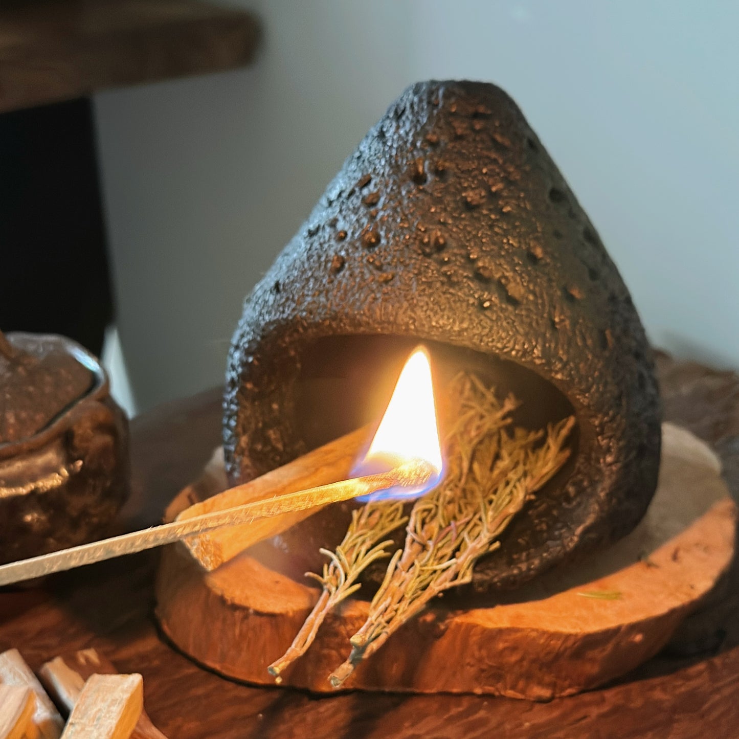 "Moon" Ceramic Aromatherapy Fireplace