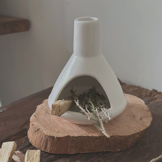 "Wild Remedy" Ceramic Aromatherapy Fireplace